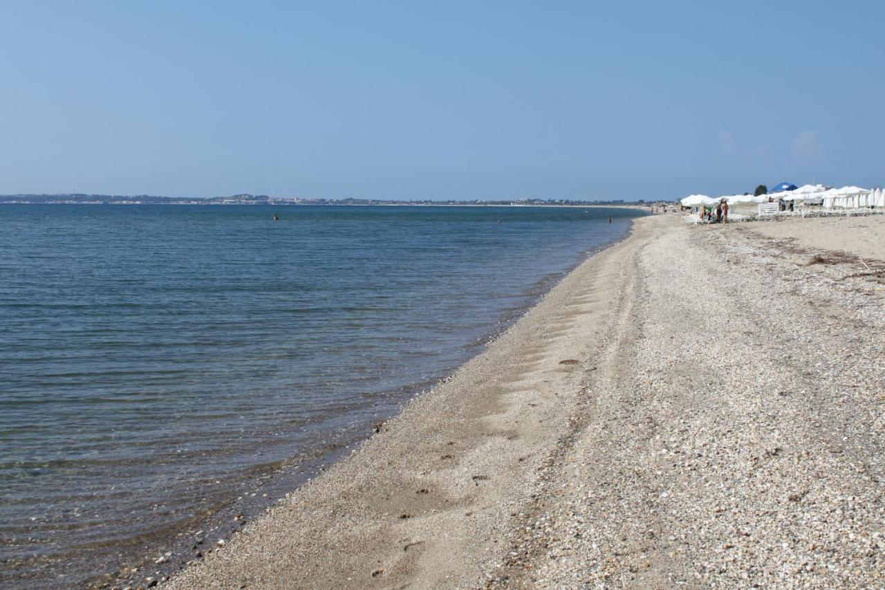 Villas Mamas Beach Ájiosz Mámasz Kültér fotó